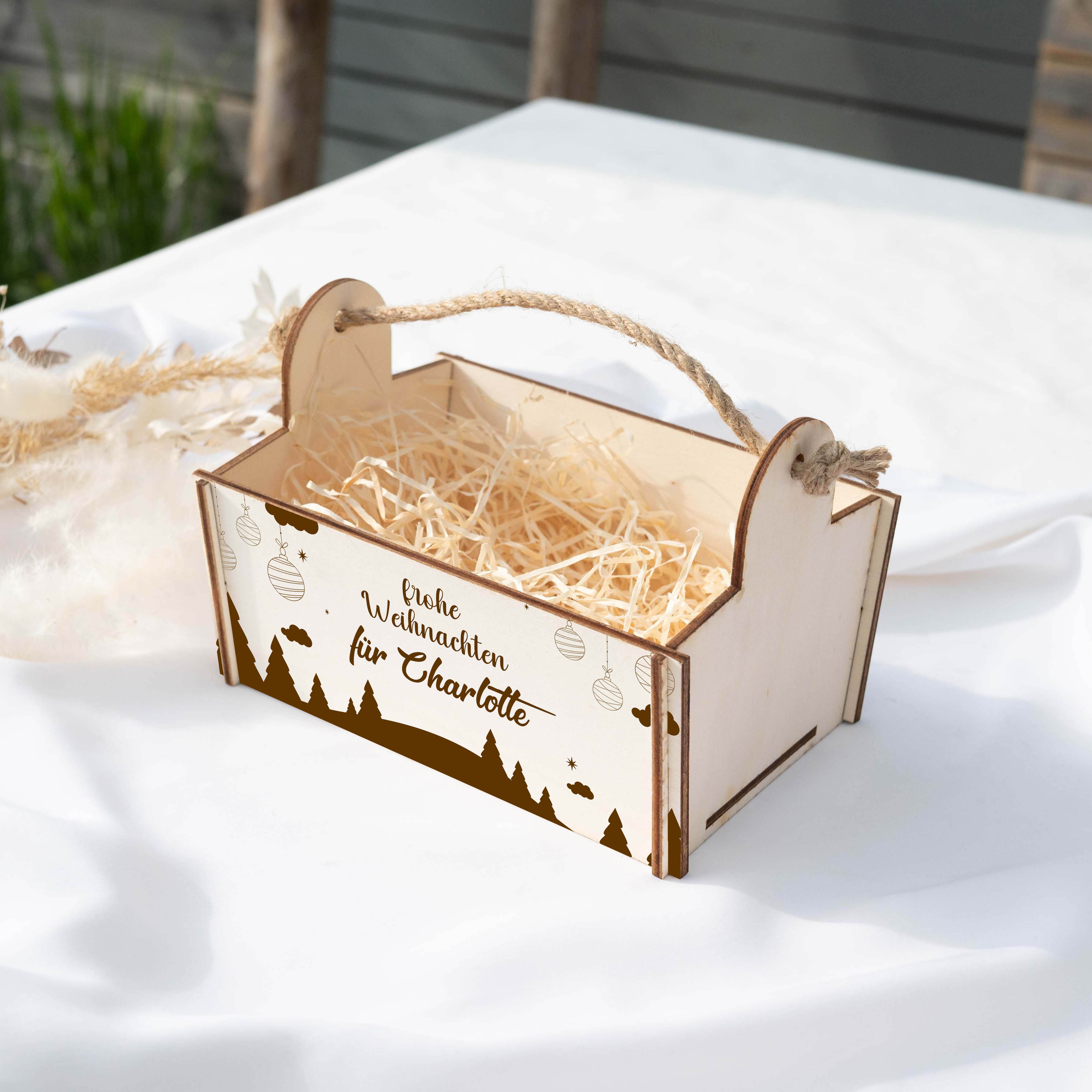 Geschenkkorb mit Holzwolle, Bausatz mit Motiv 25 Weihnachten