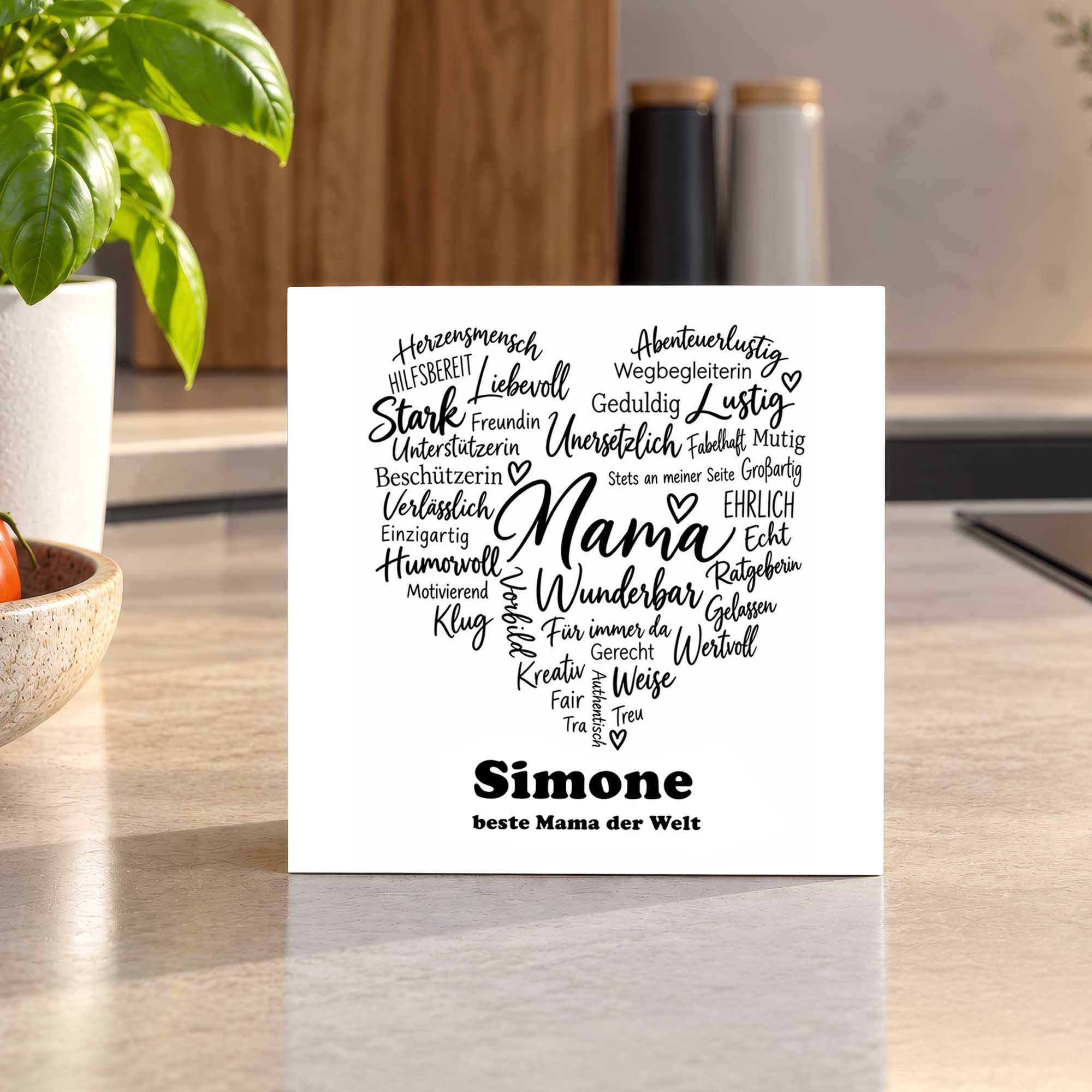 Woodprint personalisiert – Wortwolke Herz Mama & Wunschname – Motiv P061