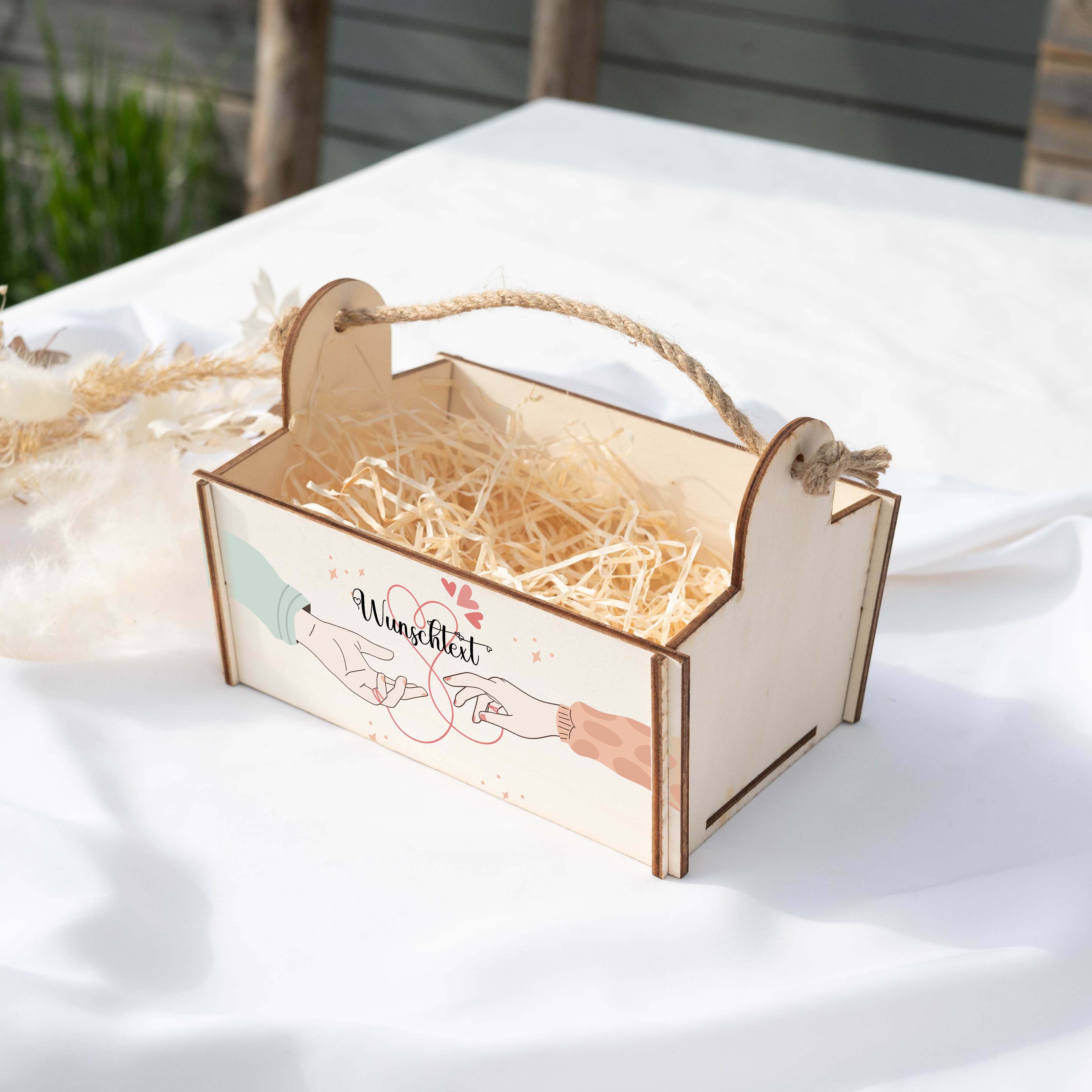 Geschenkkorb mit Holzwolle, Bausatz mit Motiv 11 Hände