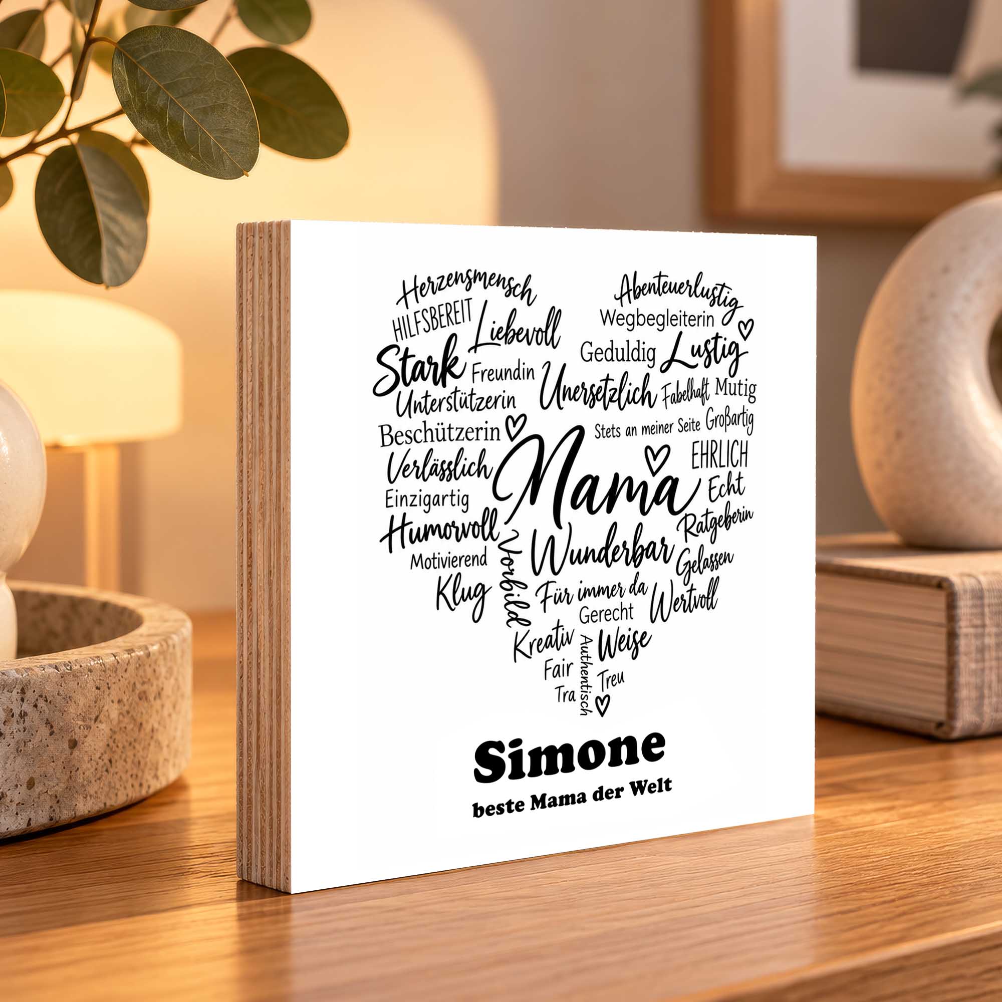 Woodprint personalisiert – Wortwolke Herz Mama & Wunschname – Motiv P061