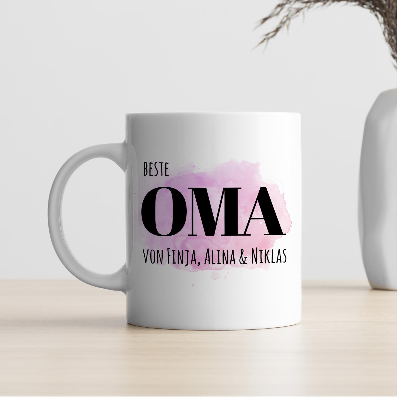 Personalisierte Tasse 330 ml – Beste Oma der Welt – mit Namen der Enkel – beidseitig bedruckt