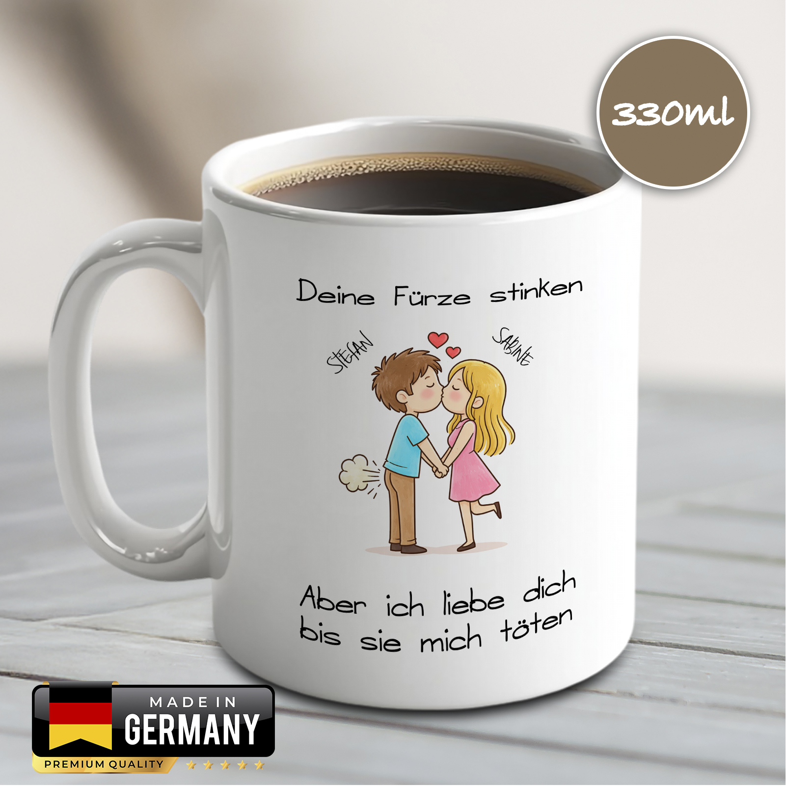Keramiktasse 330ml „Deine Fürze stinken, aber ich liebe dich“ – personalisiert mit 2 Namen & Wunsch-