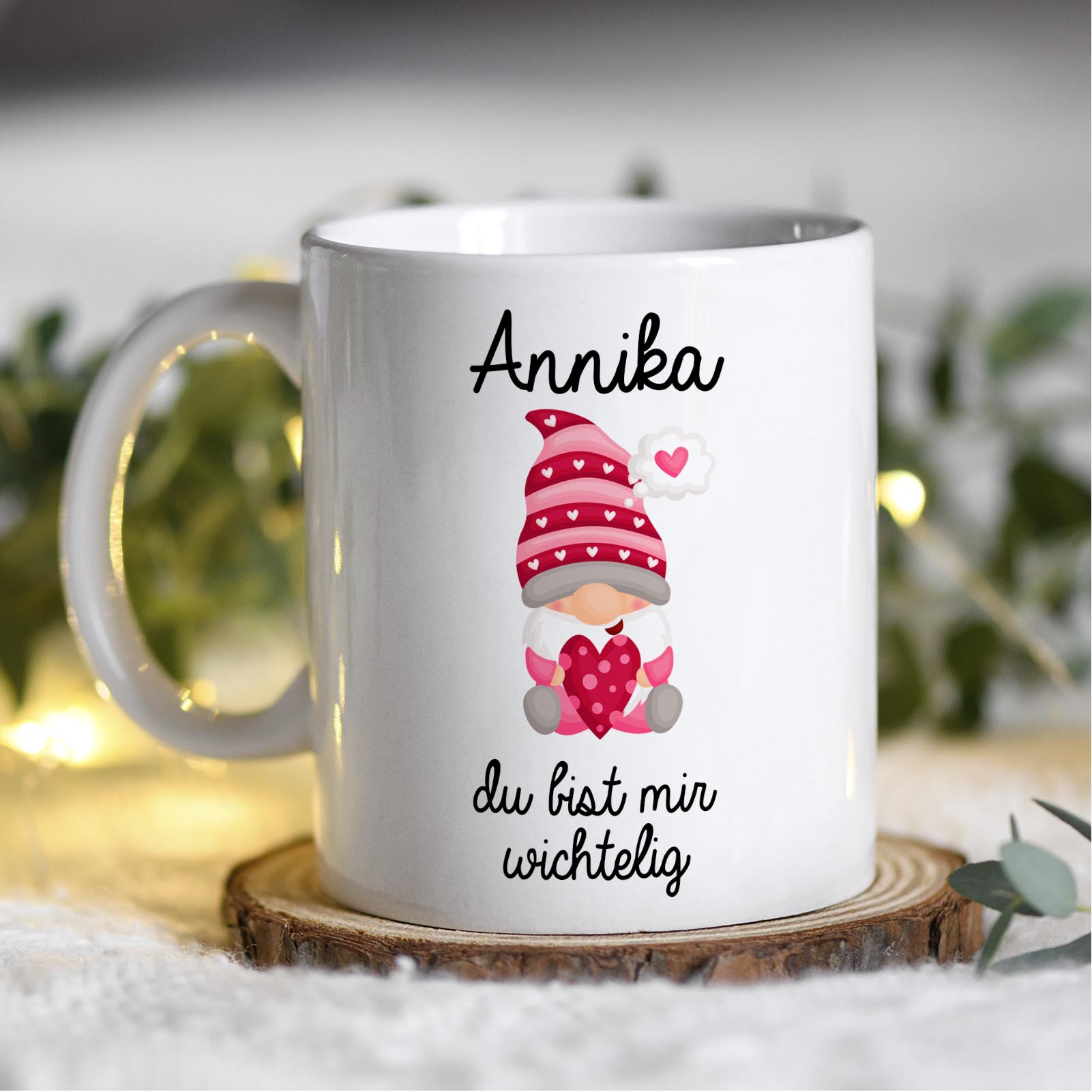 Personalisierte Weihnachtstasse 330 ml – Wichtel Motiv „du bist mir wichtelig“ – mit Wunschname
