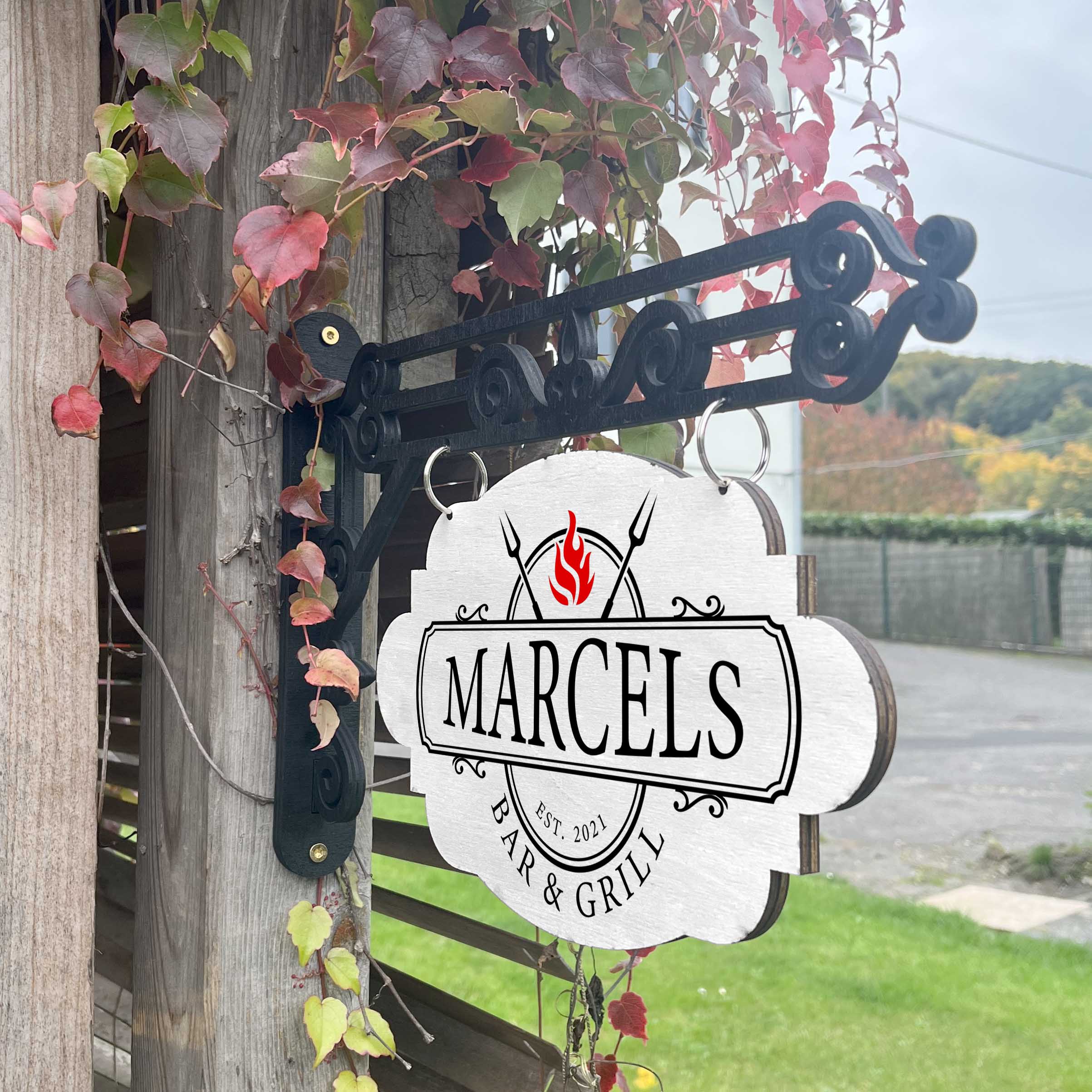 Vintage Holzschild mit Wandhalterung - Motiv "Bar & Grill"